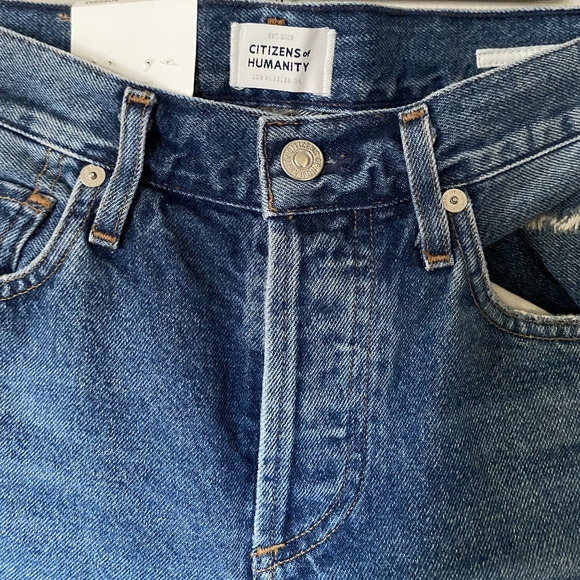 CITIZENS OF HUMANITY | Slim Fit Boyfriend Jeans - Picture 11 of 12